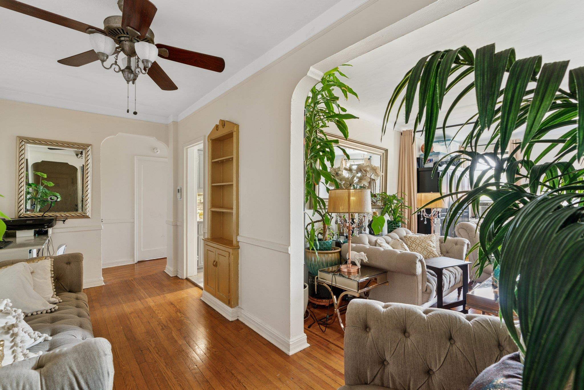 #8 photo, 2835 Bedford Avenue, ブルックリン区 Brooklyn , NY 11210