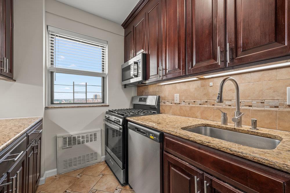 #7 photo, 99-72 66th Road, 皇后區 雷哥公園 Rego Park , NY 11374