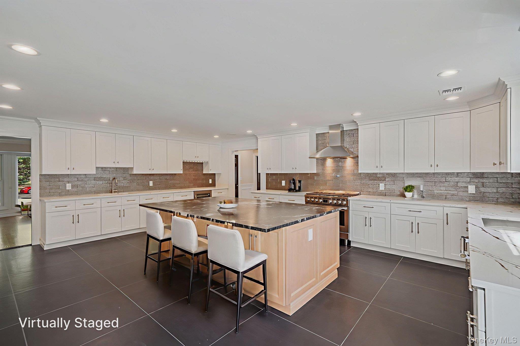 #14 photo, 14 Quintree Lane, サフォーク郡 Melville , NY 11747