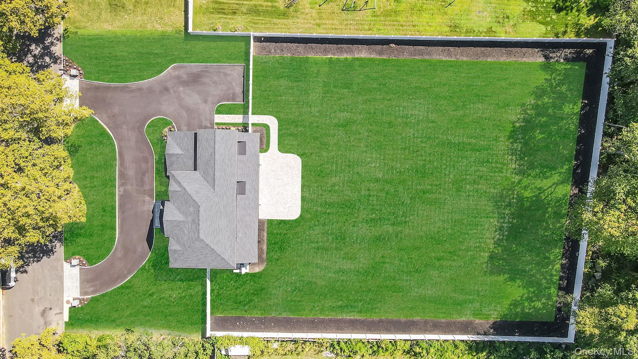 #3 photo, 14 Quintree Lane, サフォーク郡 Melville , NY 11747