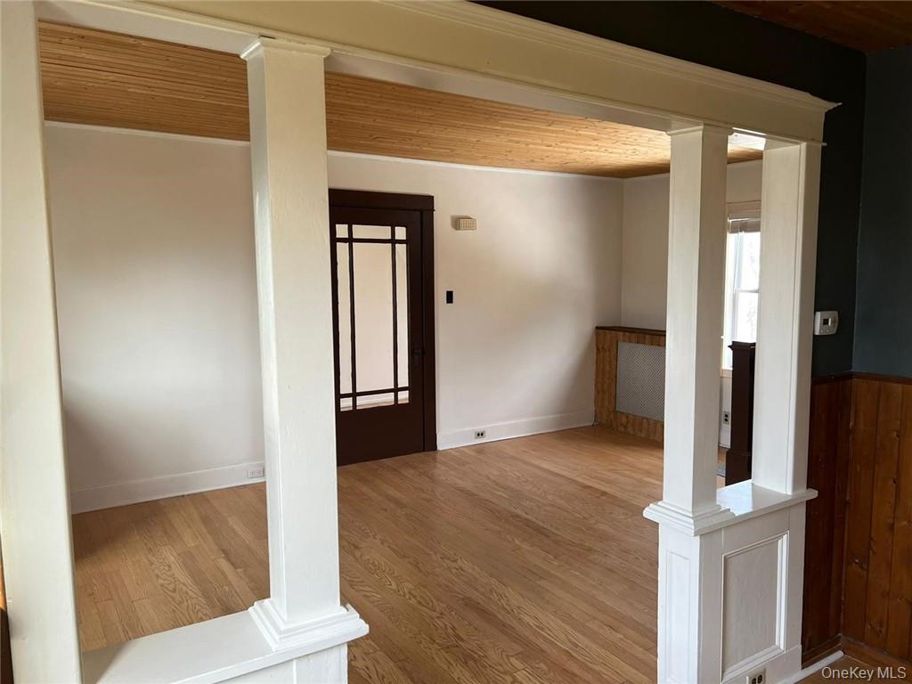 #20 photo, 812 Tower Avenue, Maybrook , NY 12543