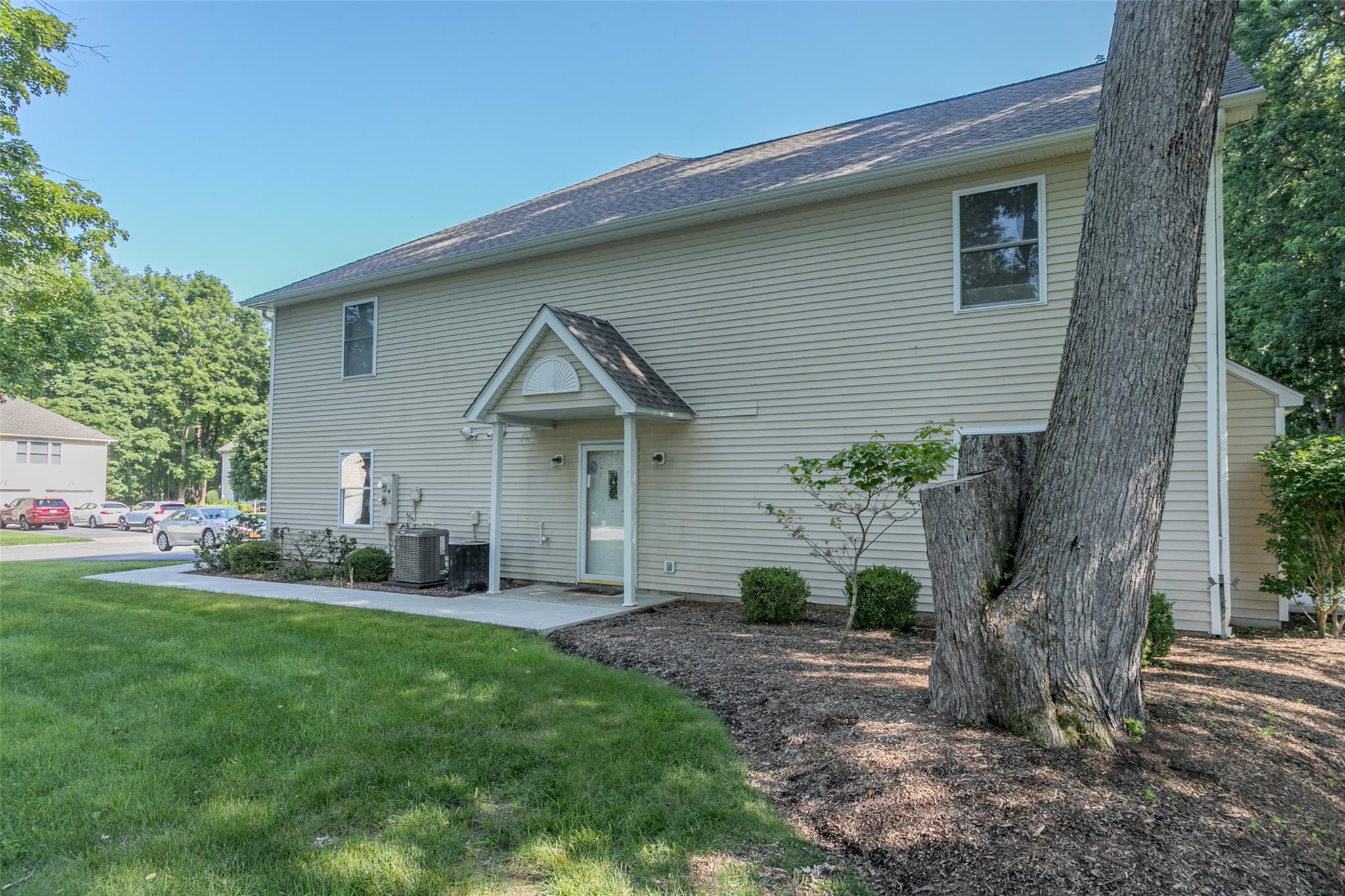 #1 photo, 31 Village Cove, Warwick , NY 10990