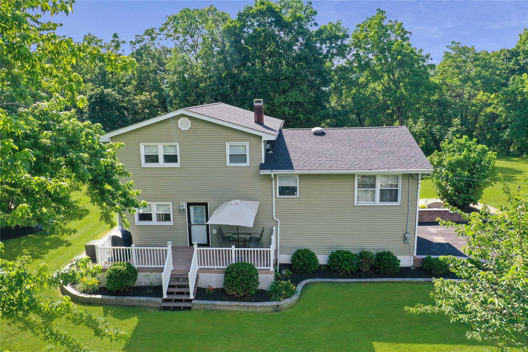 #1 photo, 7 Bittles Place, Rock Tavern , NY 12575