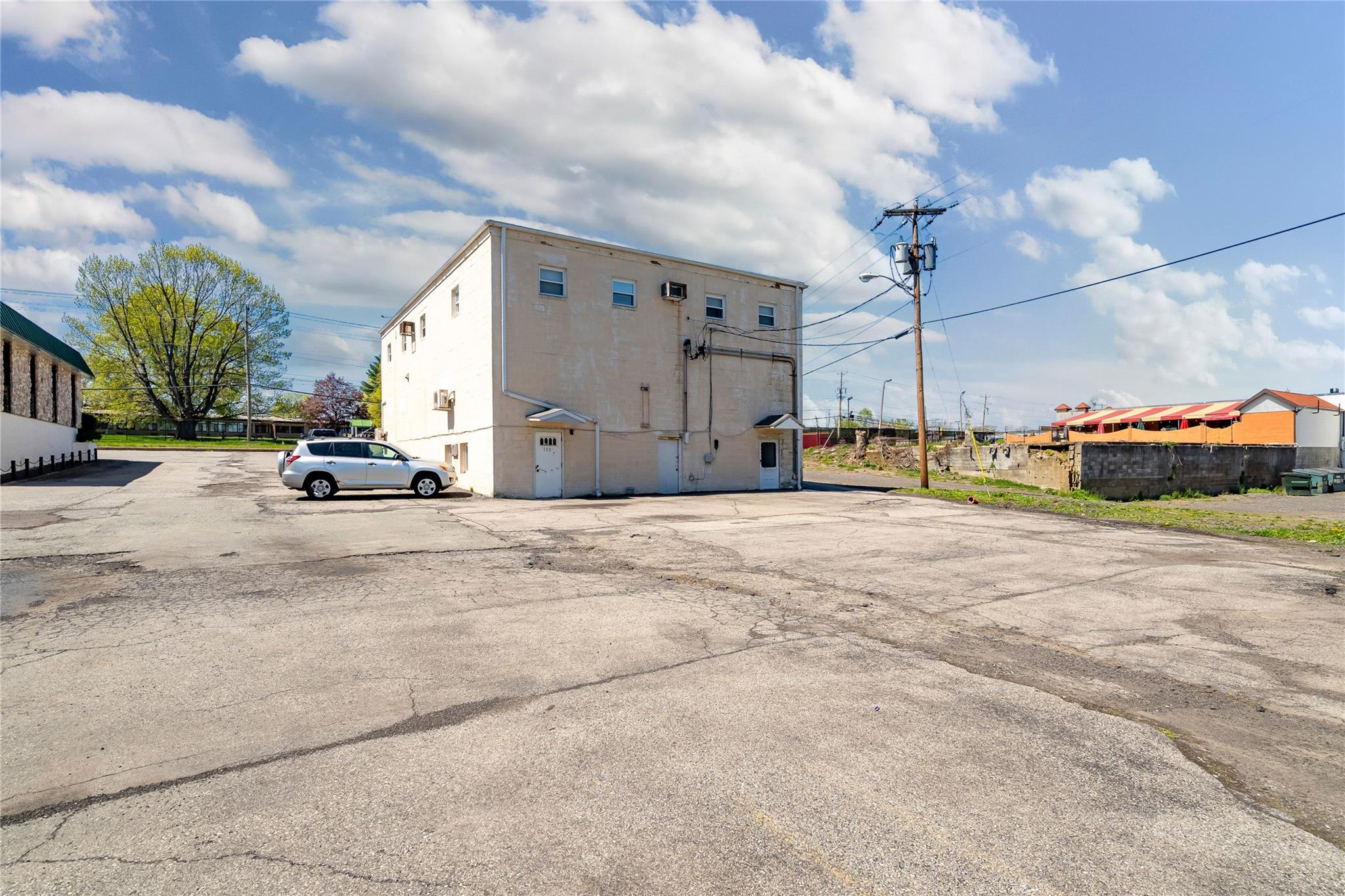 #12 photo, 345-351 Windsor Highway, New Windsor , NY 12553