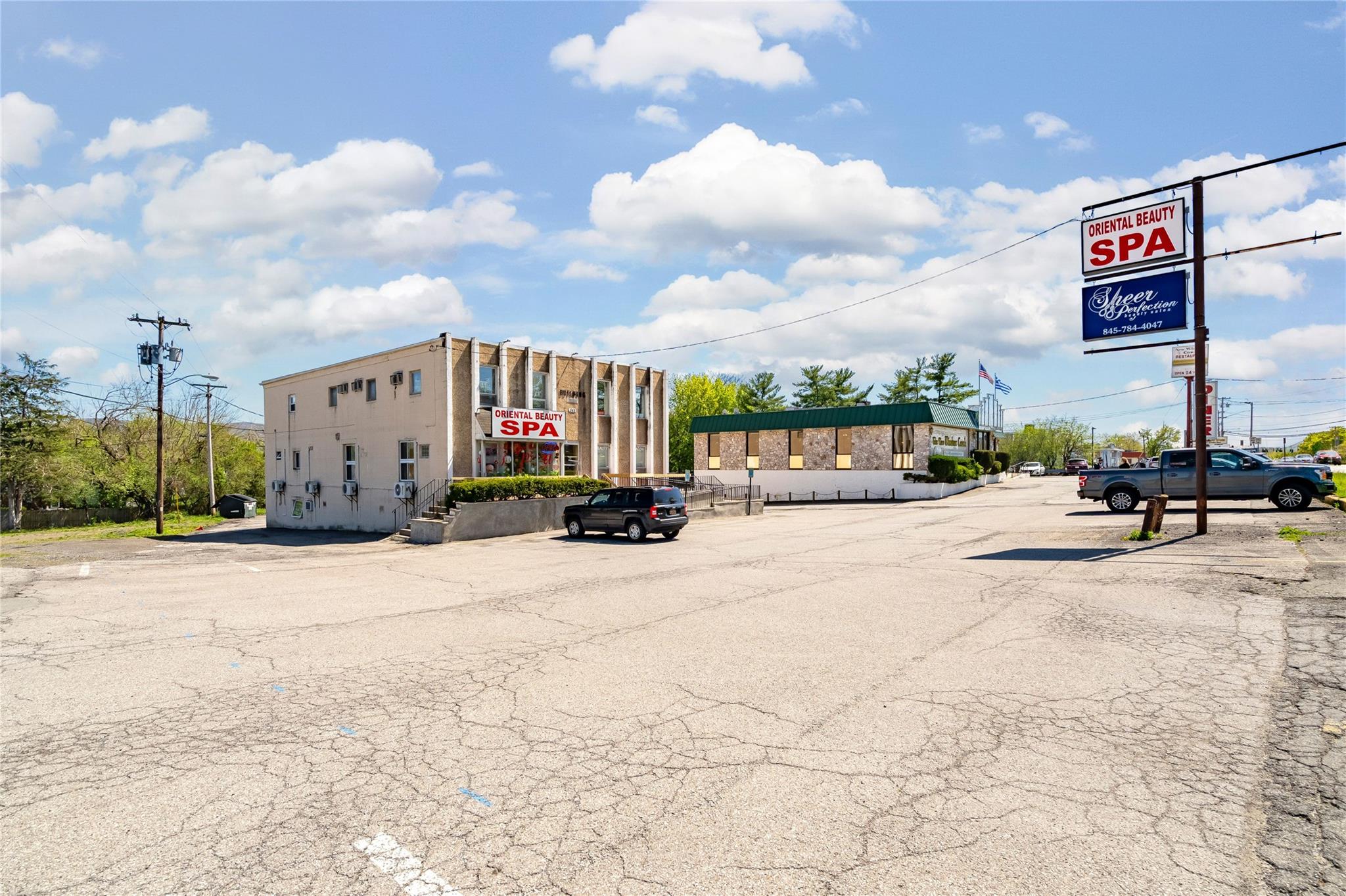 #7 photo, 345-351 Windsor Highway, New Windsor , NY 12553