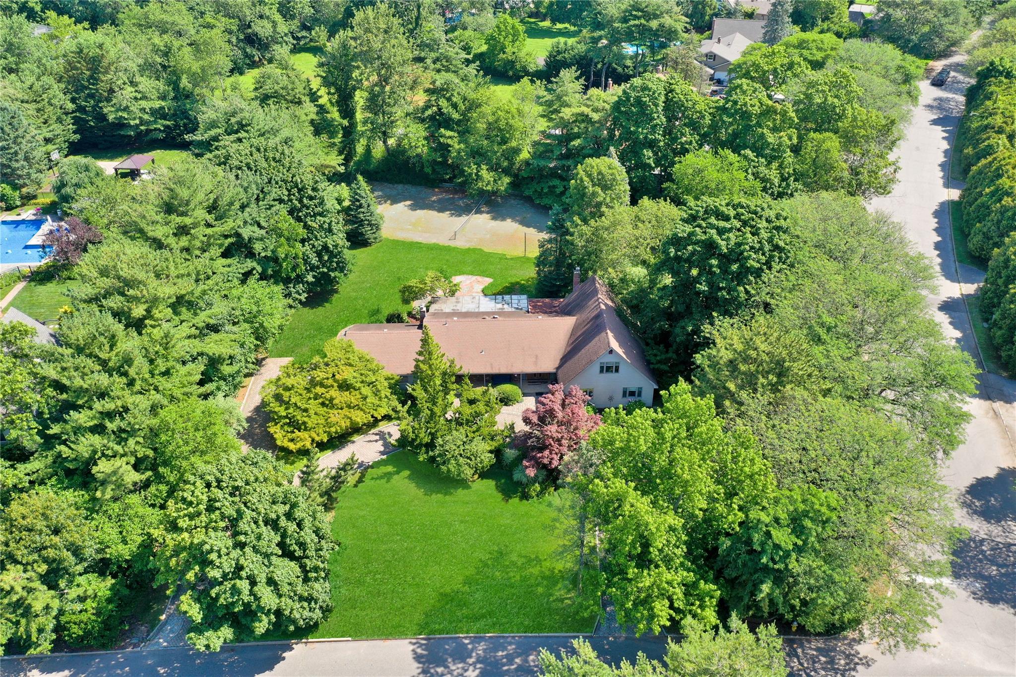 #1 photo, 53 Steers Avenue, Northport , NY 11768