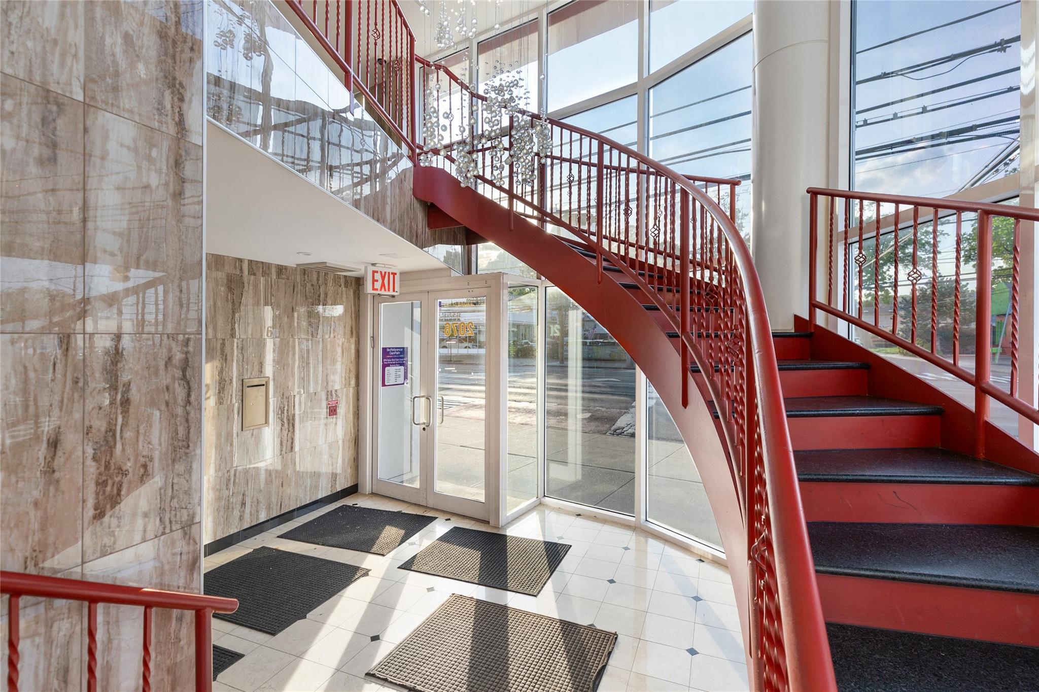 #3 photo, 2076 Hylan Boulevard, スタテンアイランド Staten Island , NY 10306