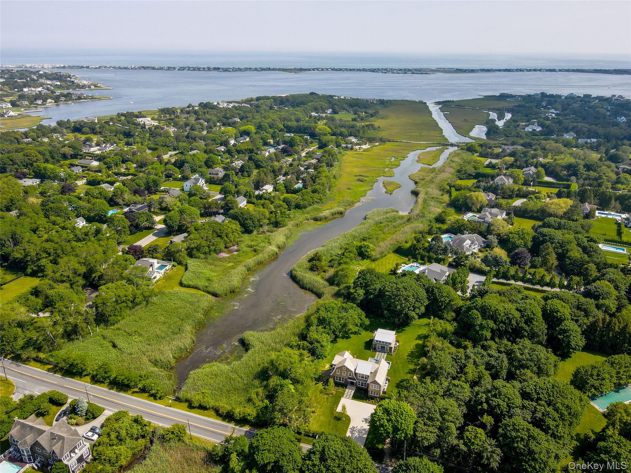 #4 photo, 161 South Road, サフォーク郡 Westhampton , NY 11977