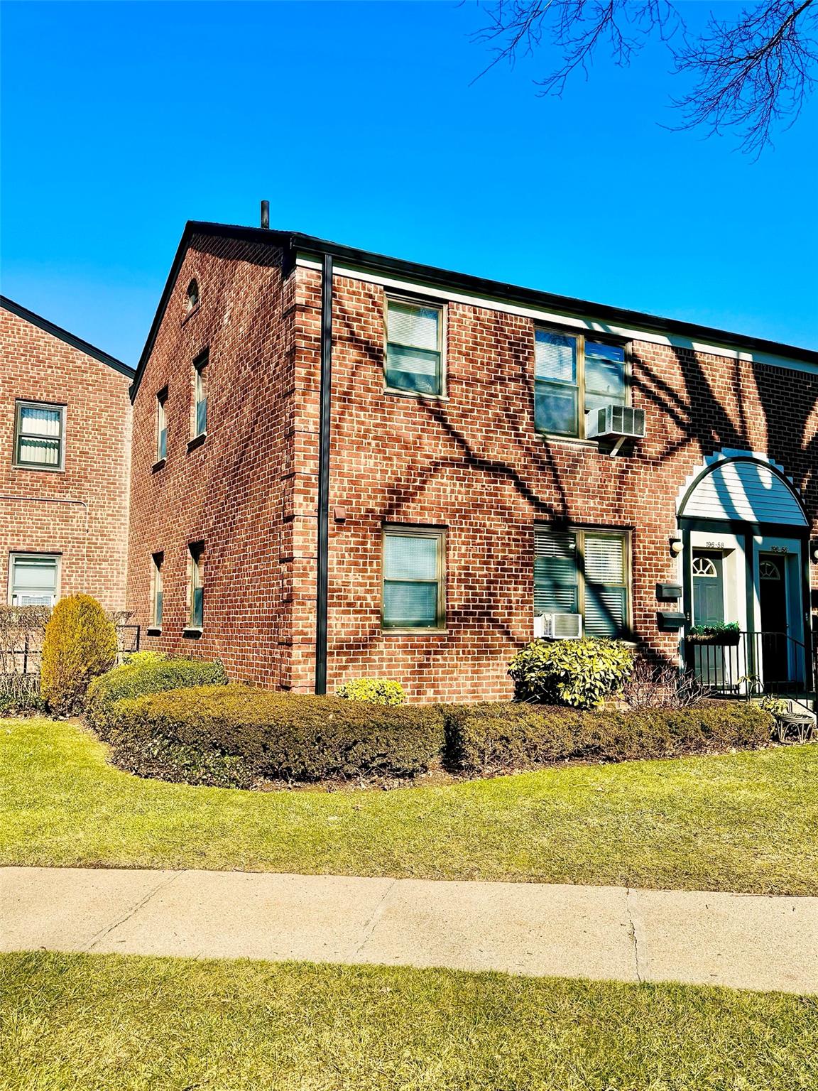 #1 photo, 196-58 69th Avenue, Fresh Meadows , NY 11365
