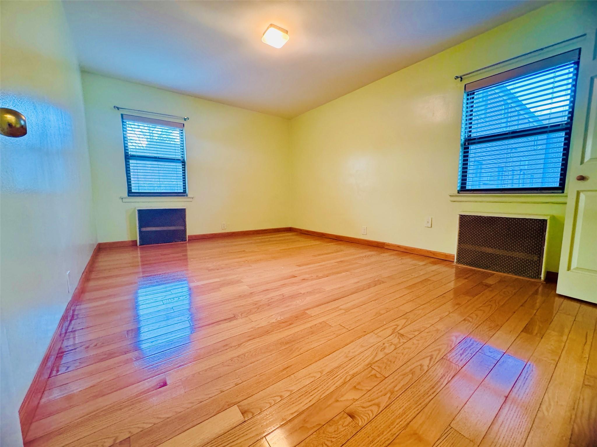 #11 photo, 196-58 69th Avenue, クイーンズ区 Fresh Meadows , NY 11365