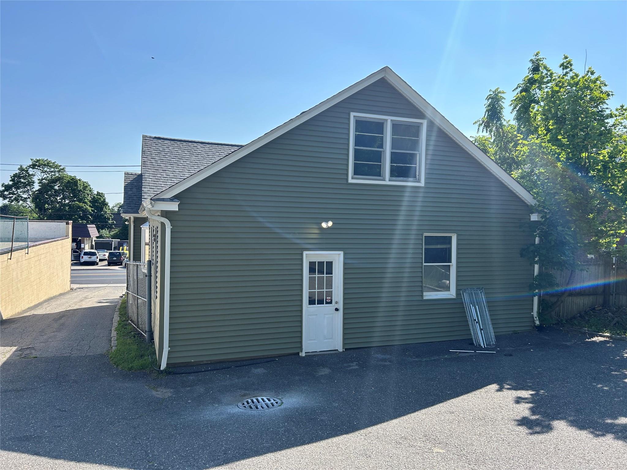 #6 photo, 153 W Main Street, サフォーク郡 Kings Park , NY 11754