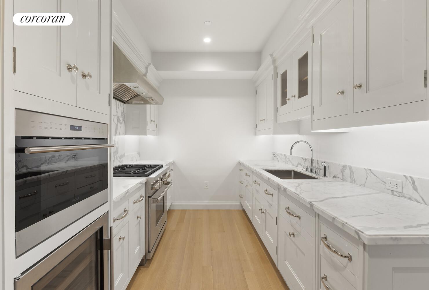 #3 photo, New York City, マンハッタン Yorkville , NY 10028