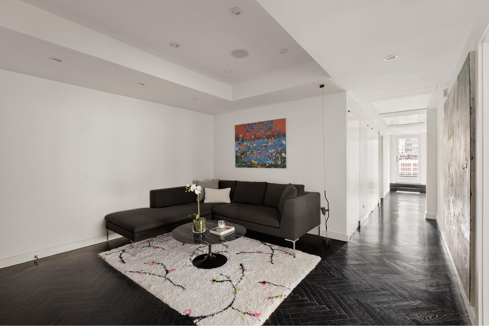 #10 photo, 923 5TH Avenue, マンハッタン Lenox Hill , NY 10021
