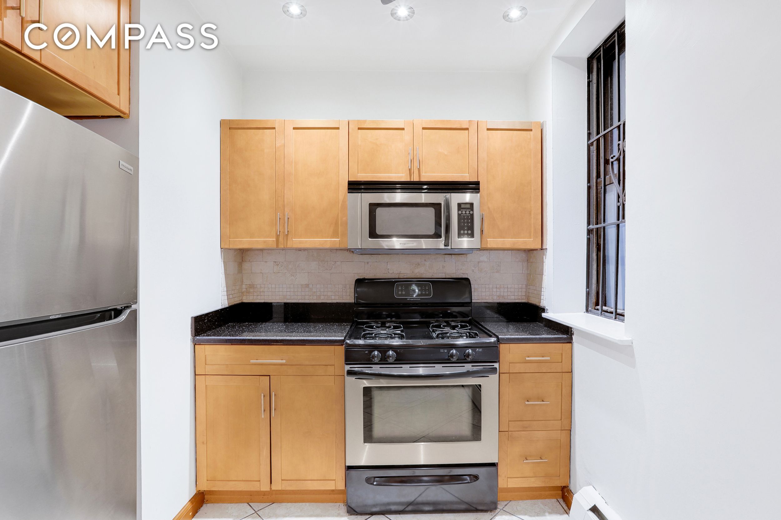 #7 photo, 66-72 St Nicholas Avenue, マンハッタン Harlem , NY 10026