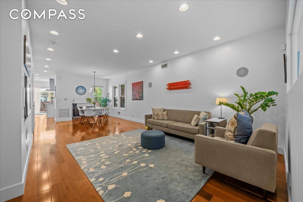 #1 photo, 383 E 7th Street, Kensington , NY 11218