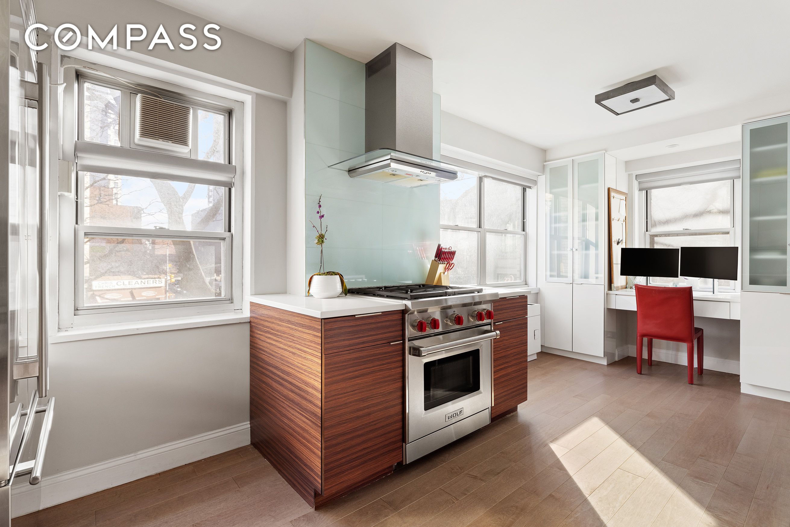 #5 photo, 70 E 10th Street, マンハッタン Greenwich Village , NY 10003