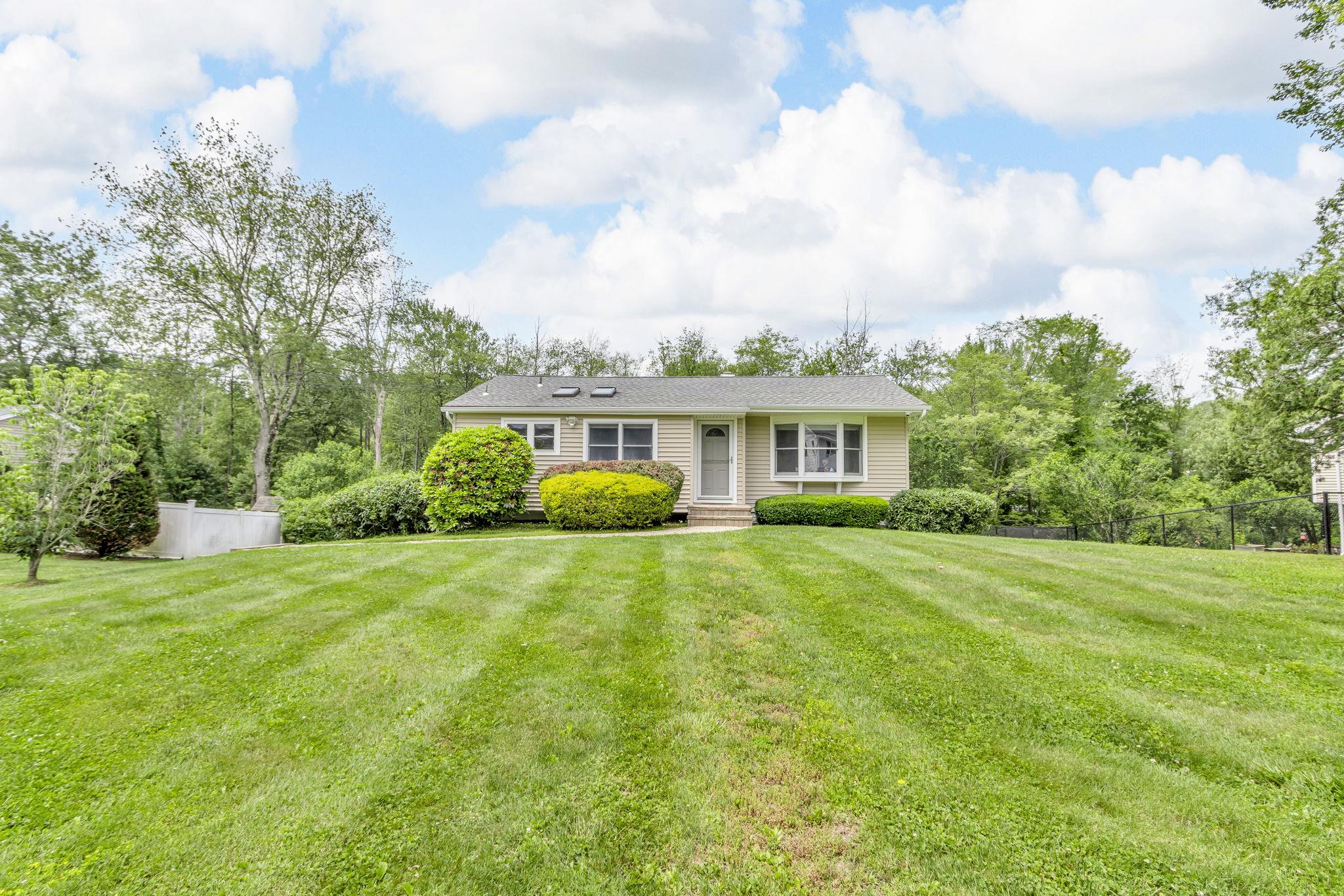 #1 photo, 3481 Curry Street, 紐約州 Yorktown Heights , NY 10598