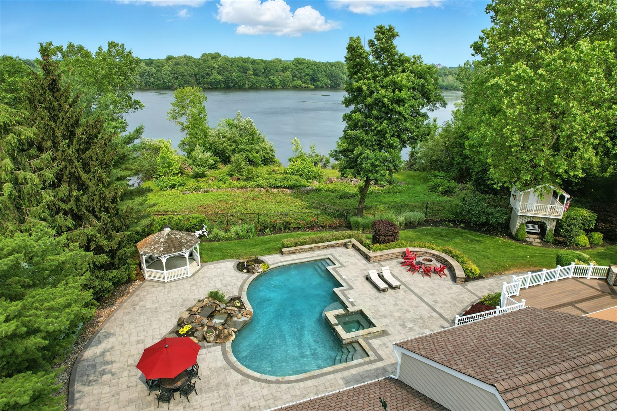 #14 photo, 55 Kinsley Grove, Pearl River , NY 10965