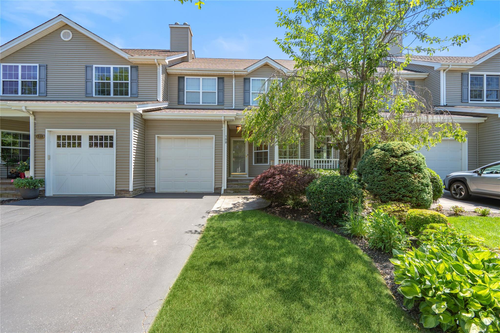 #1 photo, 108 Rivendell Court, 東長島 梅尔维尔 Melville , NY 11747