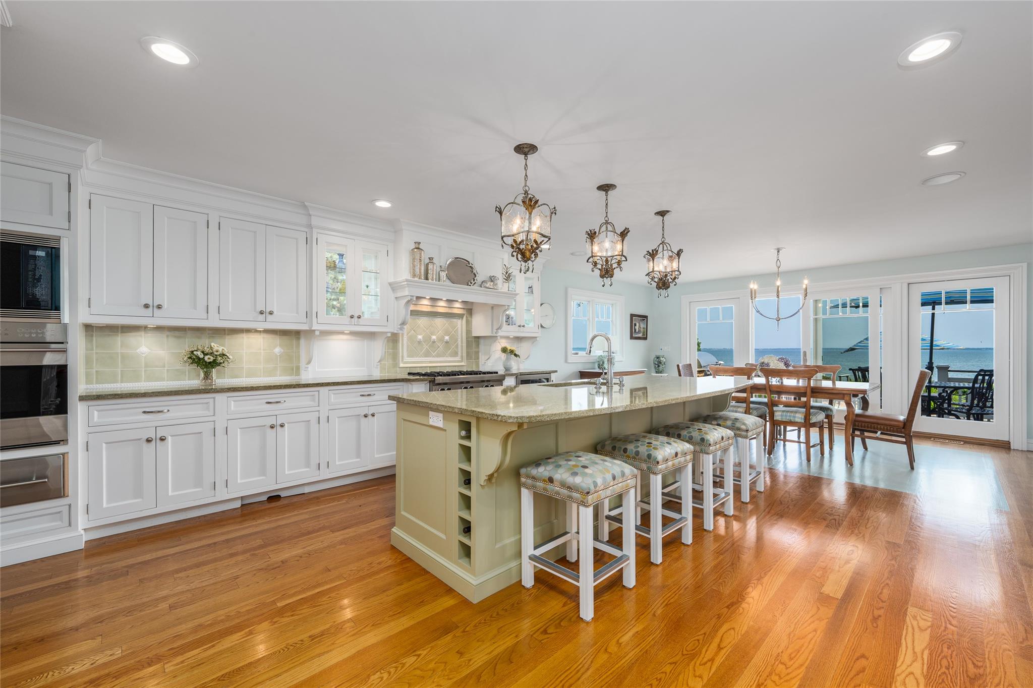 #11 photo, 4510 Peconic Bay Boulevard, サフォーク郡 Laurel , NY 11948