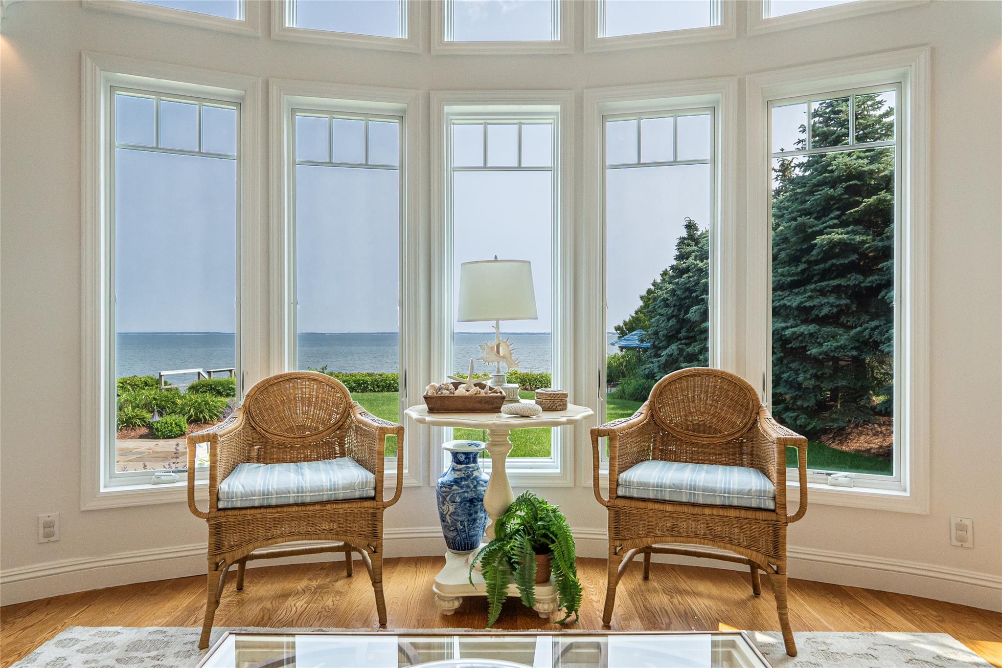 #8 photo, 4510 Peconic Bay Boulevard, サフォーク郡 Laurel , NY 11948