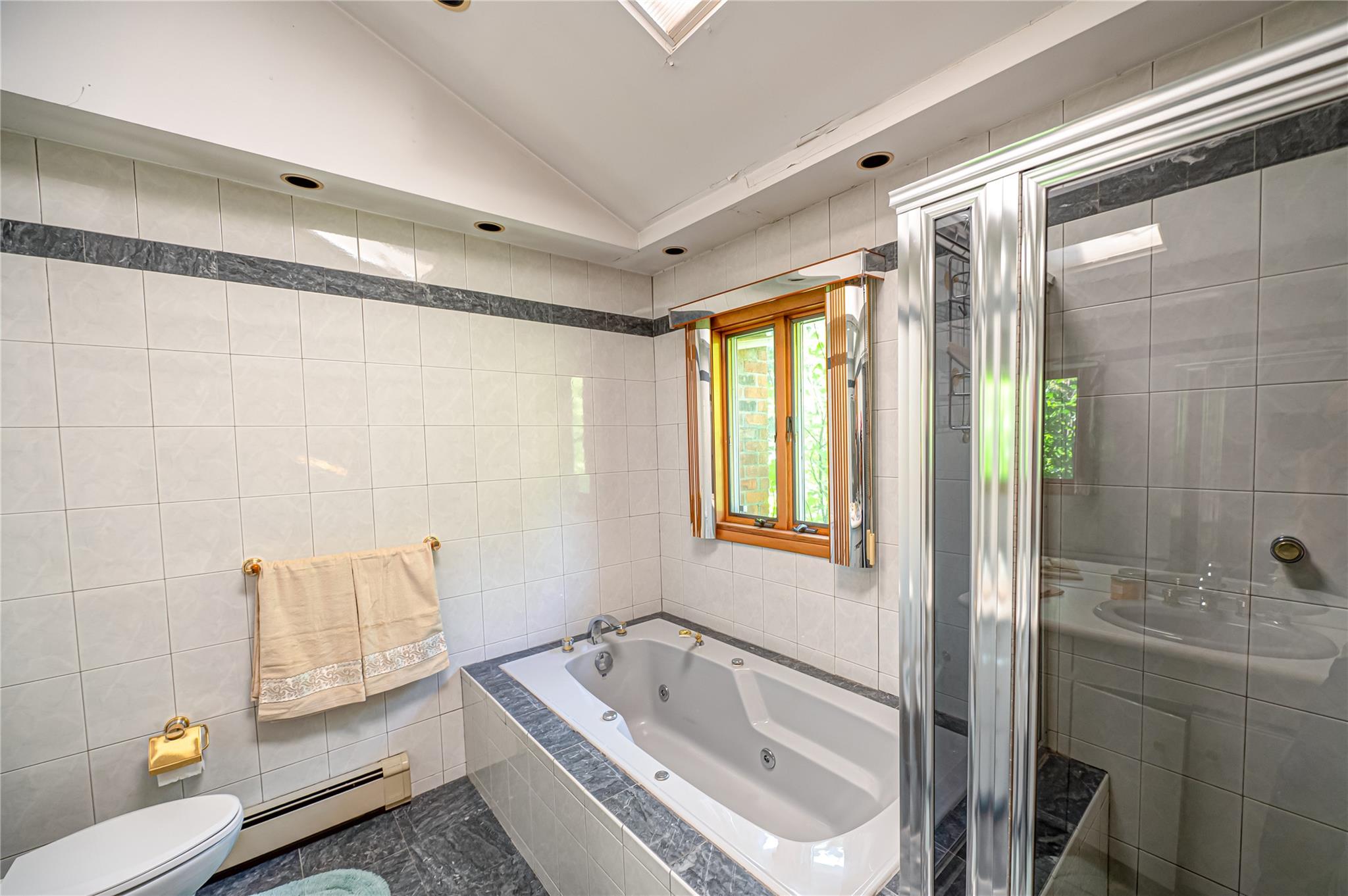 #6 photo, 22 Penn Drive, 東長島 Dix小山 Dix Hills , NY 11746