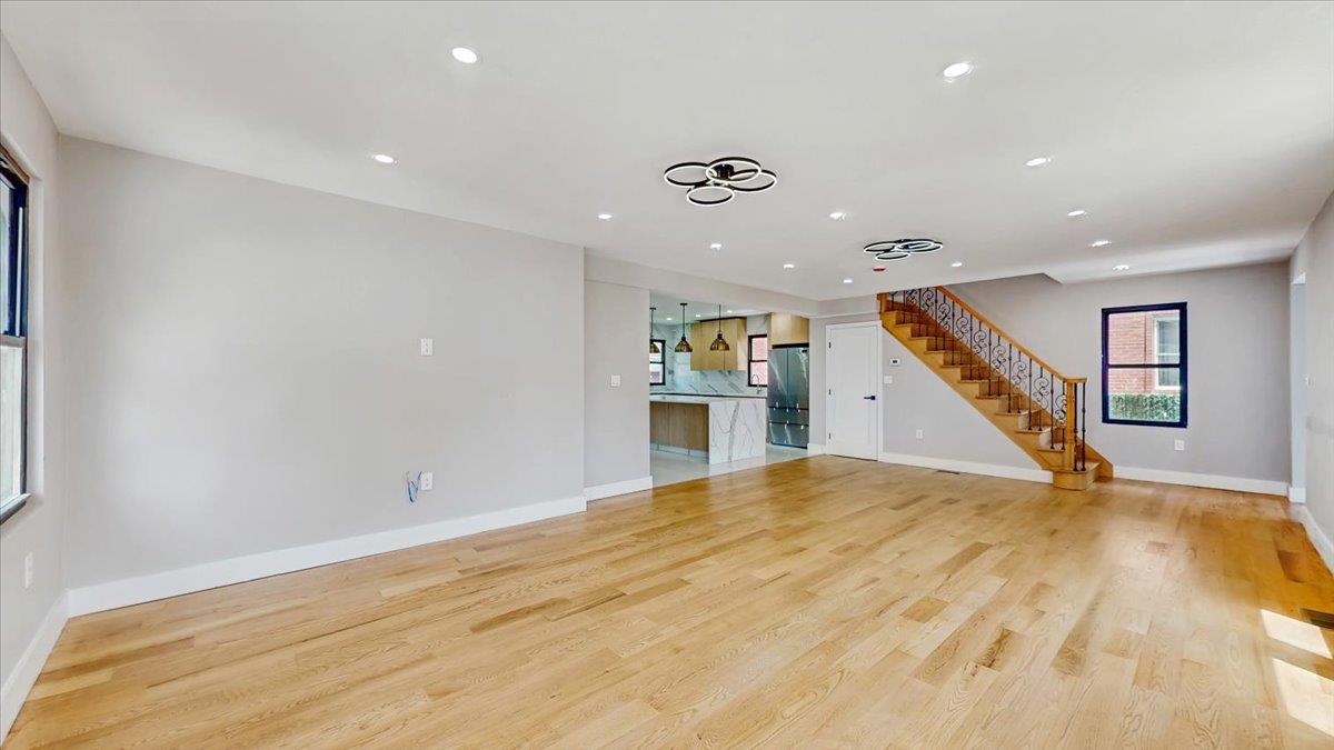 #7 photo, 150-11 84th Drive, 皇后區 牙買加 Jamaica , NY 11432