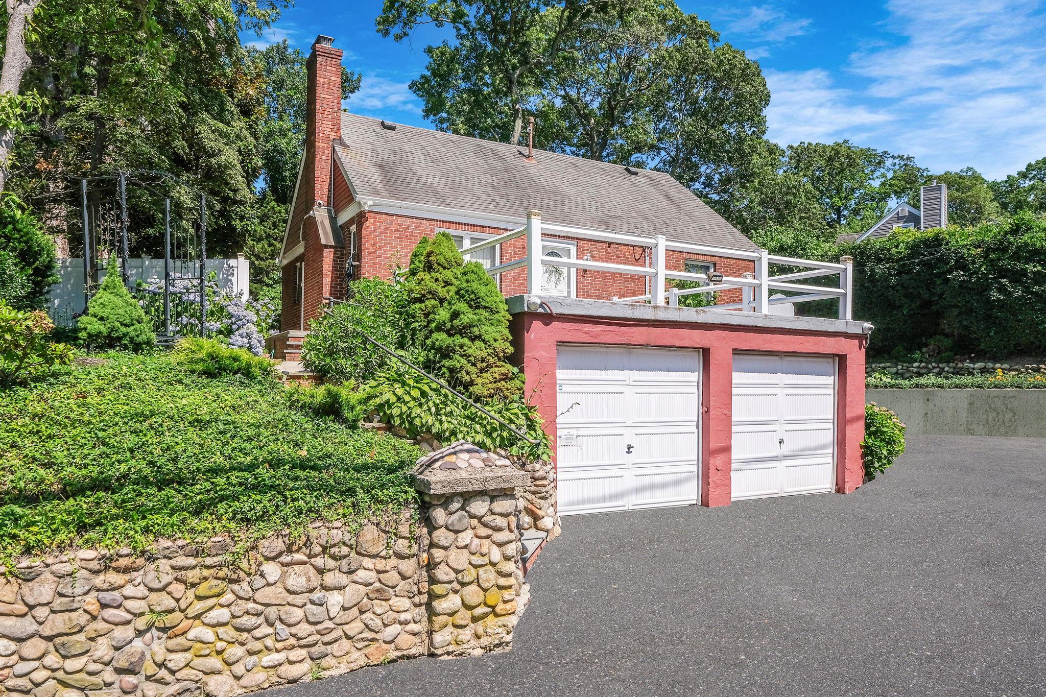 #1 photo, 176 Vernon Valley Road, 東長島 East Northport , NY 11731