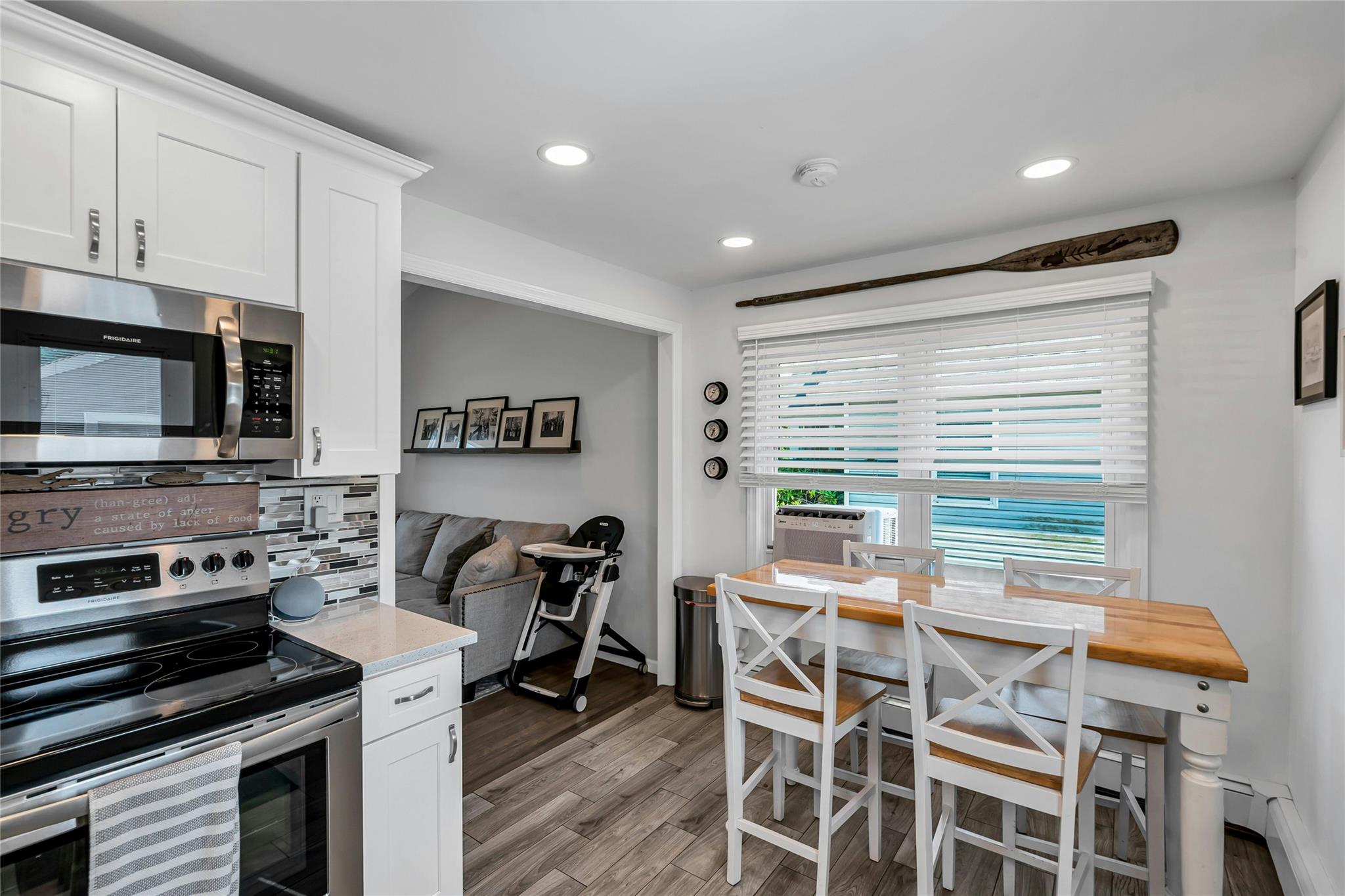 #14 photo, 49 S Summit Avenue, 東長島 Patchogue , NY 11772