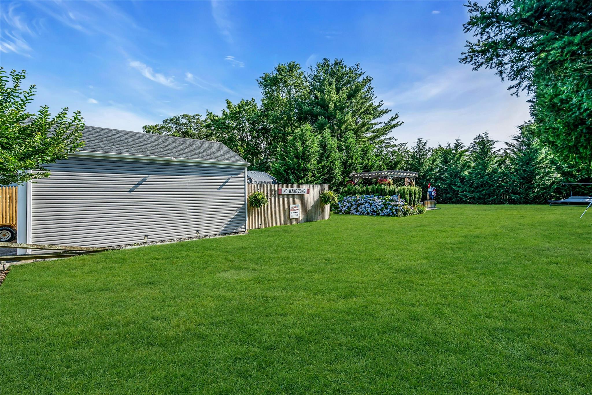 #18 photo, 49 S Summit Avenue, 東長島 Patchogue , NY 11772