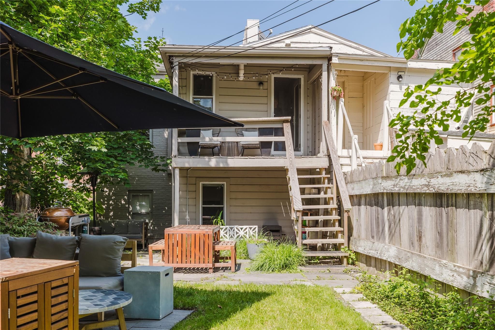 #17 photo, 609 State Street, Hudson , NY 12534