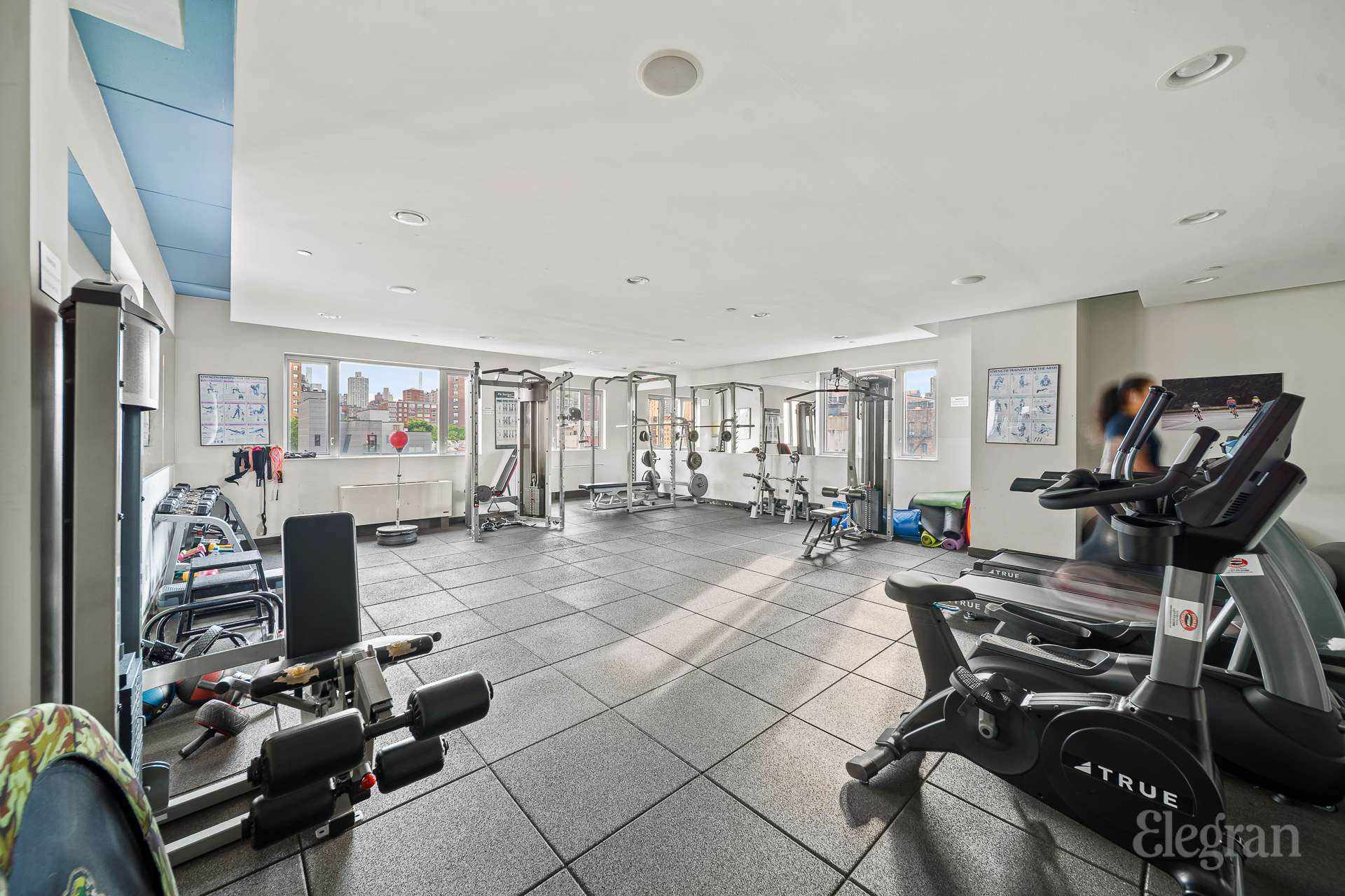 #10 photo, 1810 3rd Avenue, マンハッタン East Harlem , NY 10029