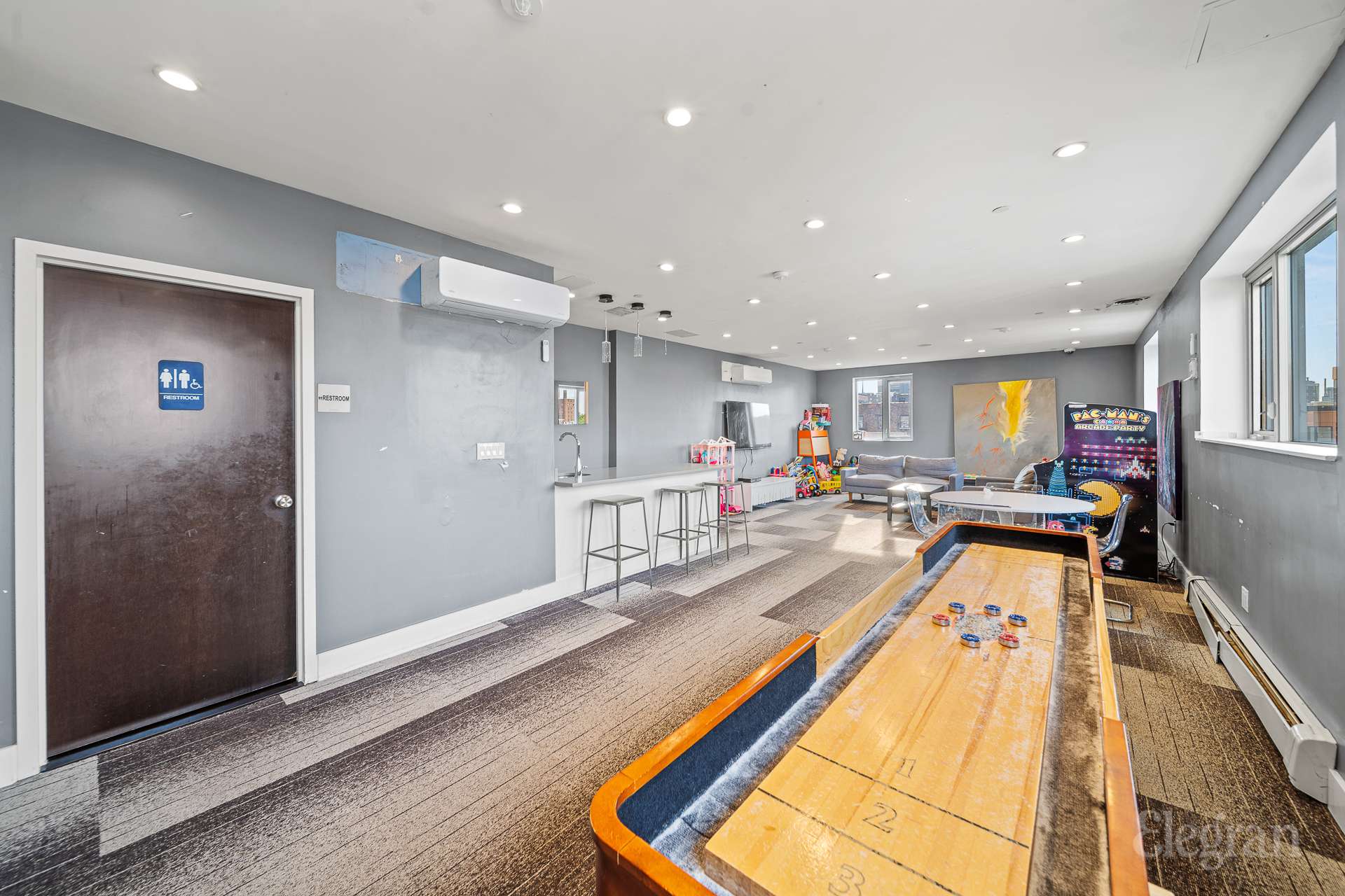 #11 photo, 1810 3rd Avenue, マンハッタン East Harlem , NY 10029