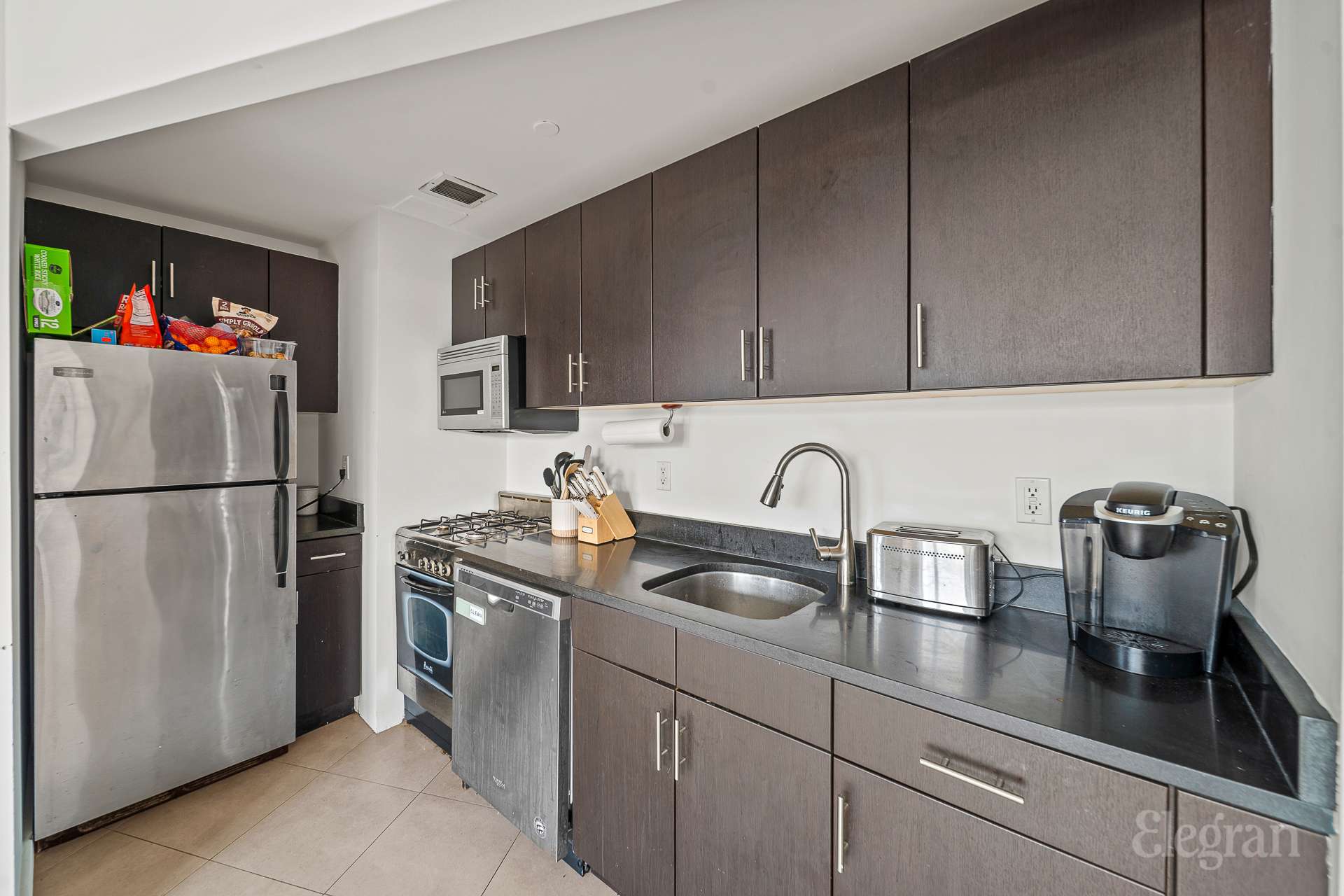 #6 photo, 1810 3rd Avenue, マンハッタン East Harlem , NY 10029