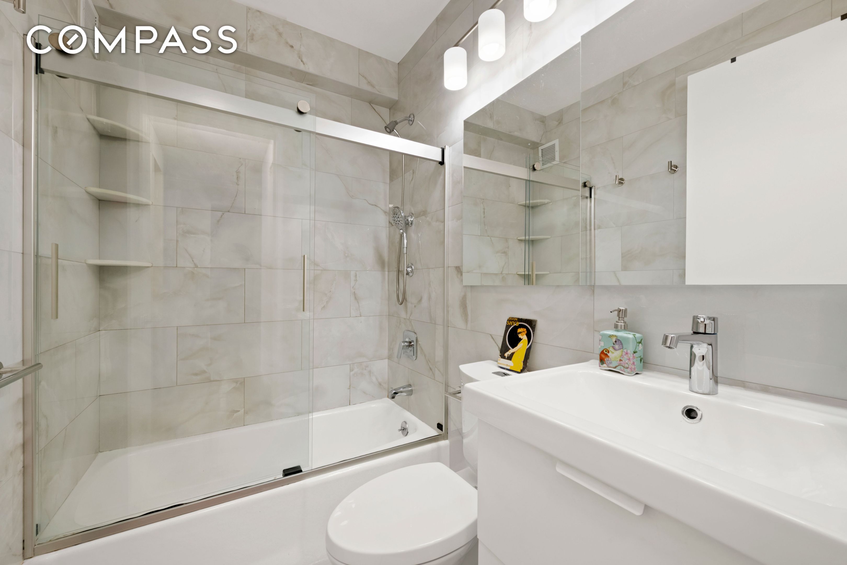 #10 photo, 233 E 86th Street, マンハッタン Upper East Side , NY 10028