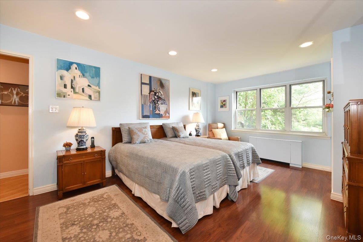 #18 photo, 180 S Middle Neck Road, ナッソー郡 Great Neck , NY 11021