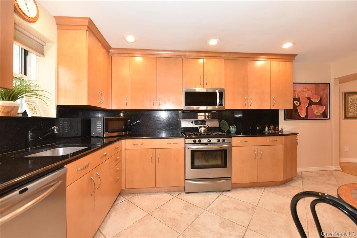 #3 photo, 180 S Middle Neck Road, ナッソー郡 Great Neck , NY 11021