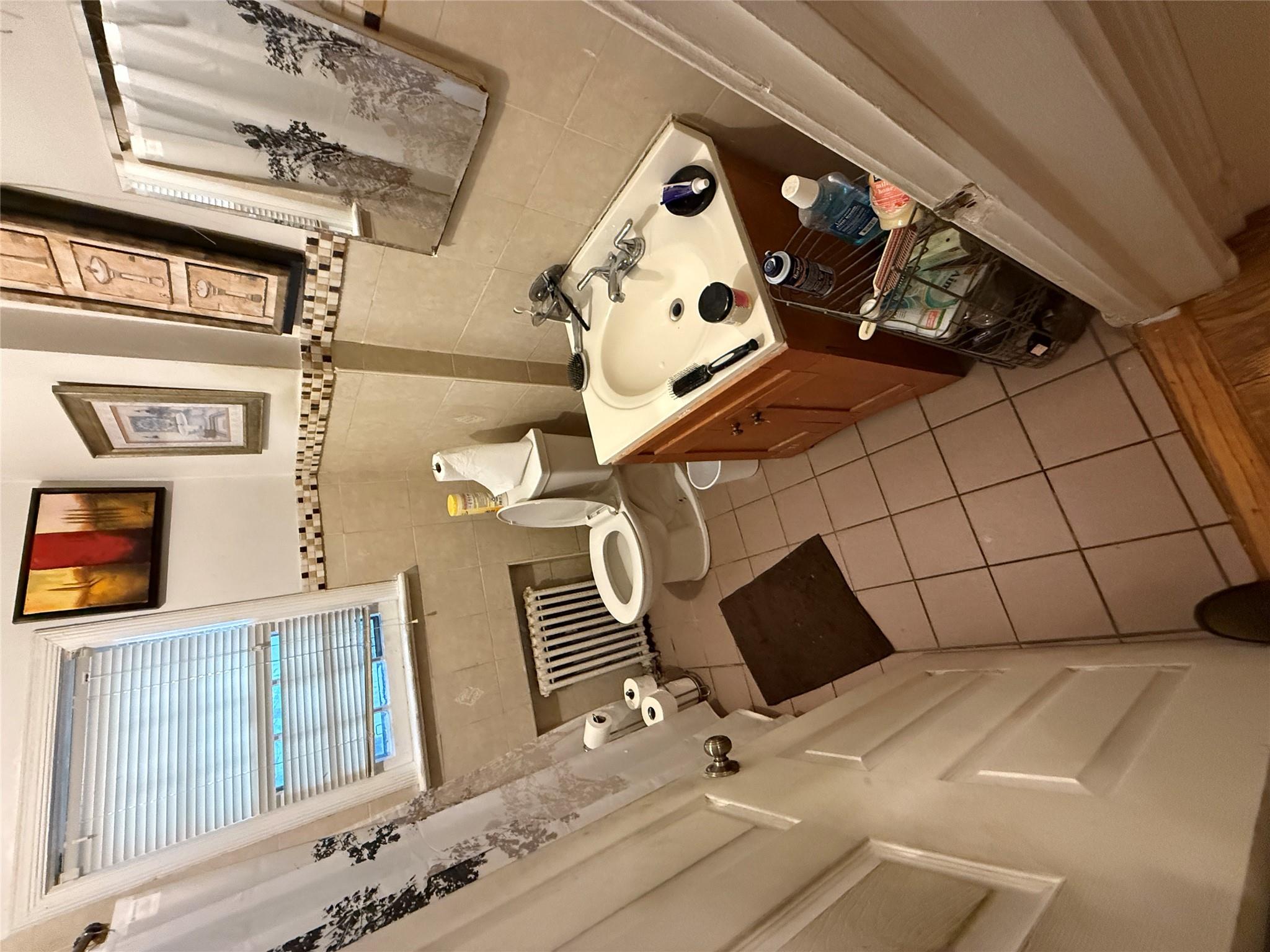 #13 photo, 15 Astor Place, Valley Stream , NY 11581