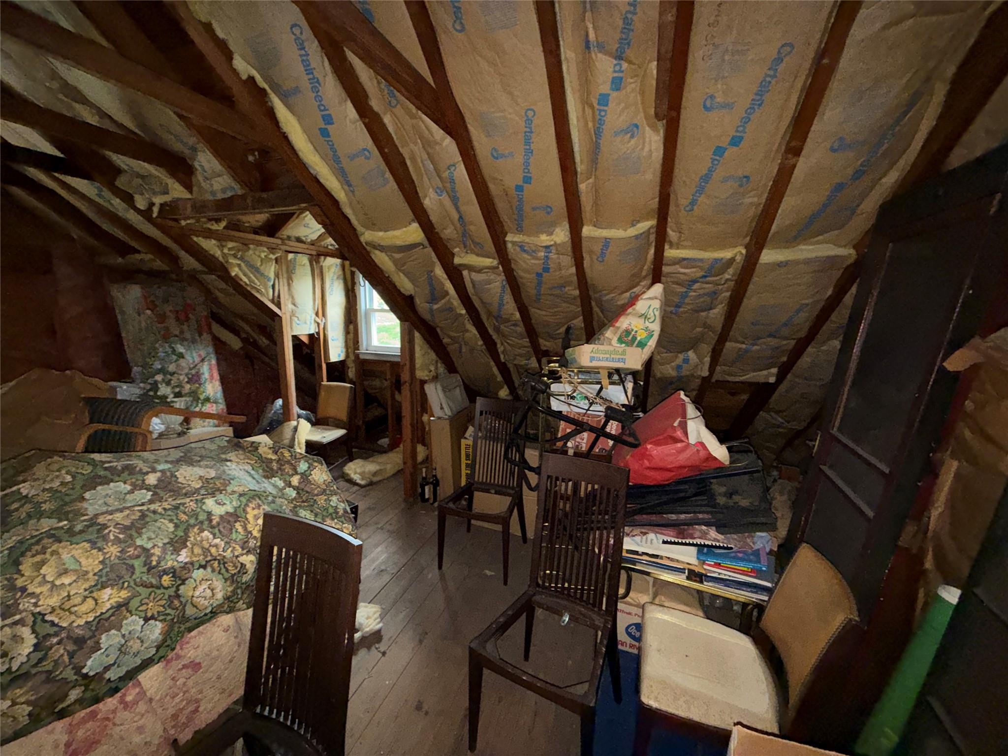 #19 photo, 15 Astor Place, Valley Stream , NY 11581