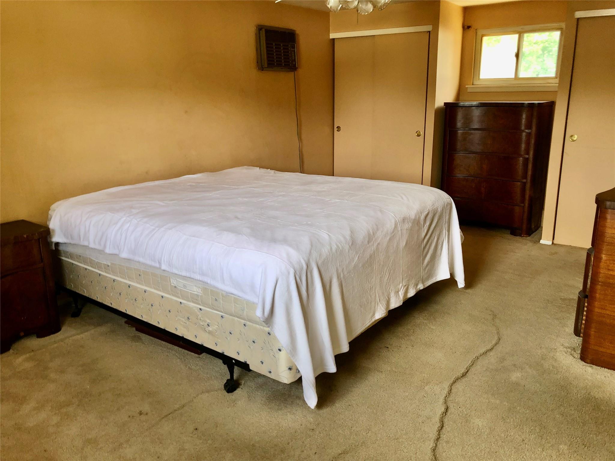 #17 photo, 12 Executive Road, Selden , NY 11784