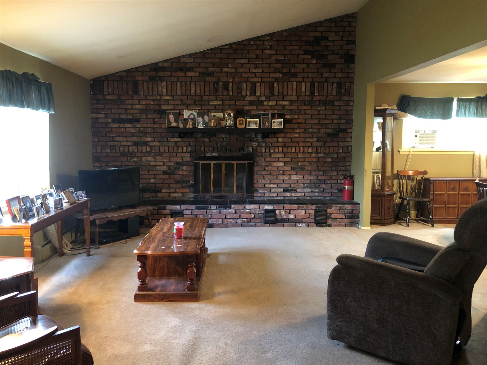 #2 photo, 12 Executive Road, Selden , NY 11784