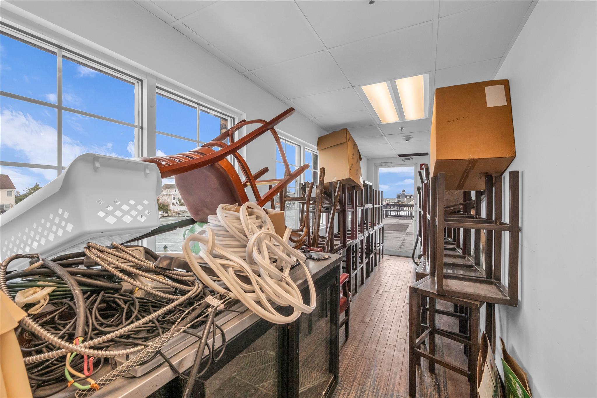 #11 photo, 301 Woodcleft Avenue, ナッソー郡 Freeport , NY 11520