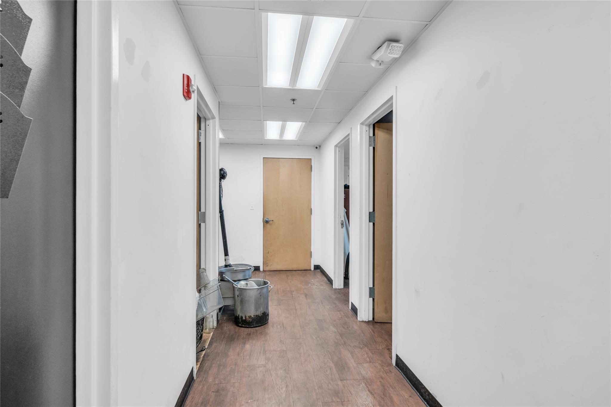 #8 photo, 301 Woodcleft Avenue, ナッソー郡 Freeport , NY 11520