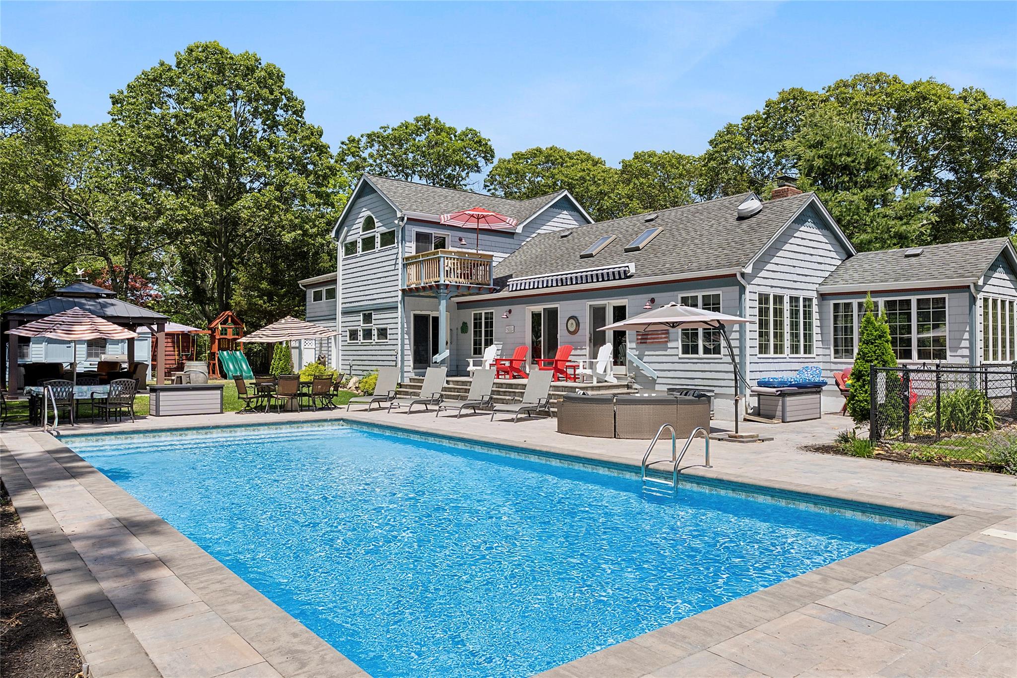 #1 photo, 205 Pine Avenue, سوفولك Southold , NY 11971