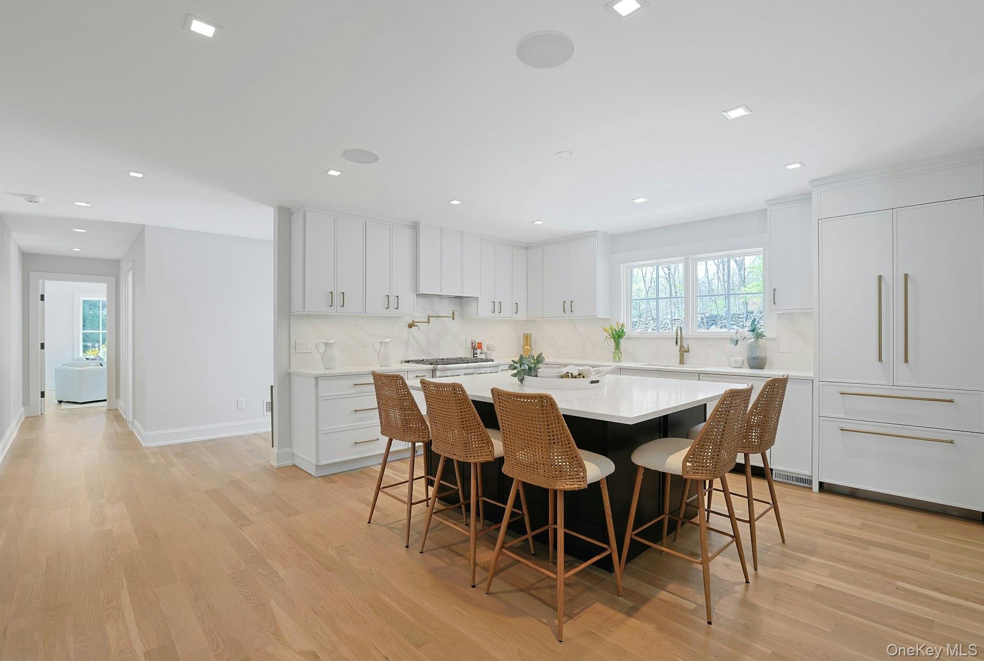 #13 photo, 1 Devoe Road, Armonk , NY 10504