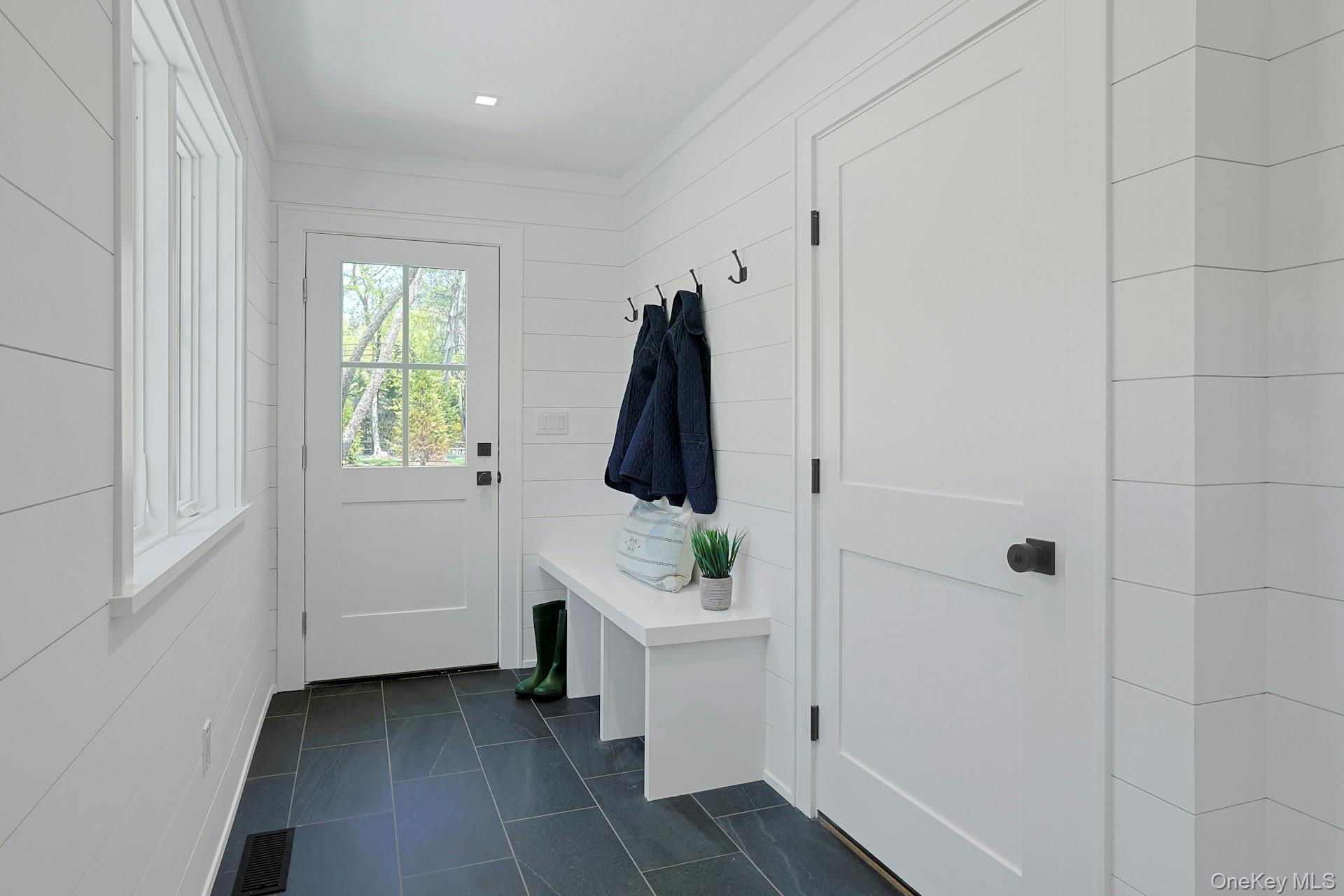 #16 photo, 1 Devoe Road, Armonk , NY 10504