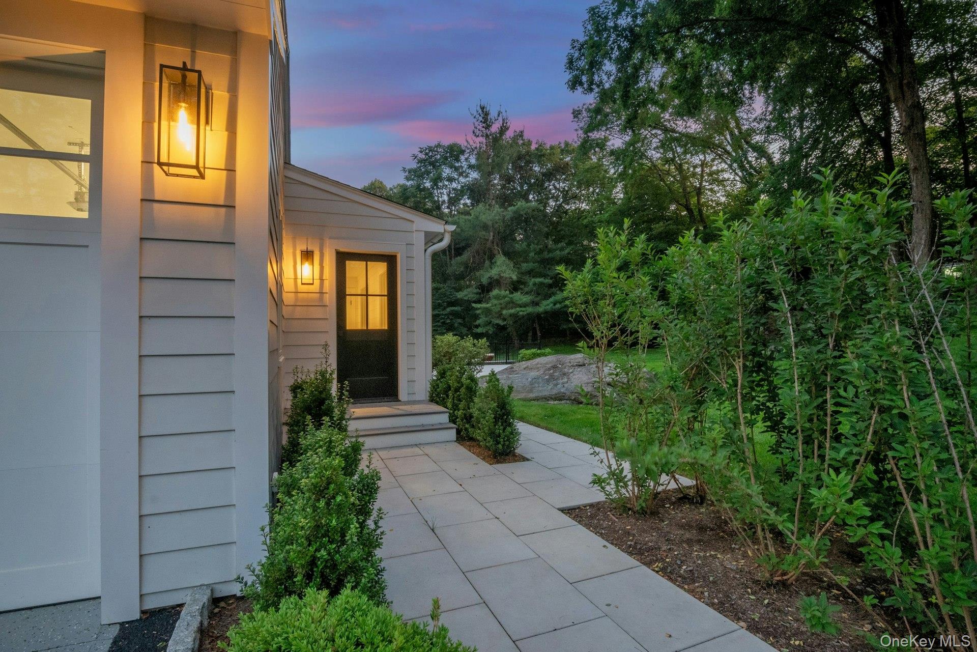 #4 photo, 1 Devoe Road, Armonk , NY 10504