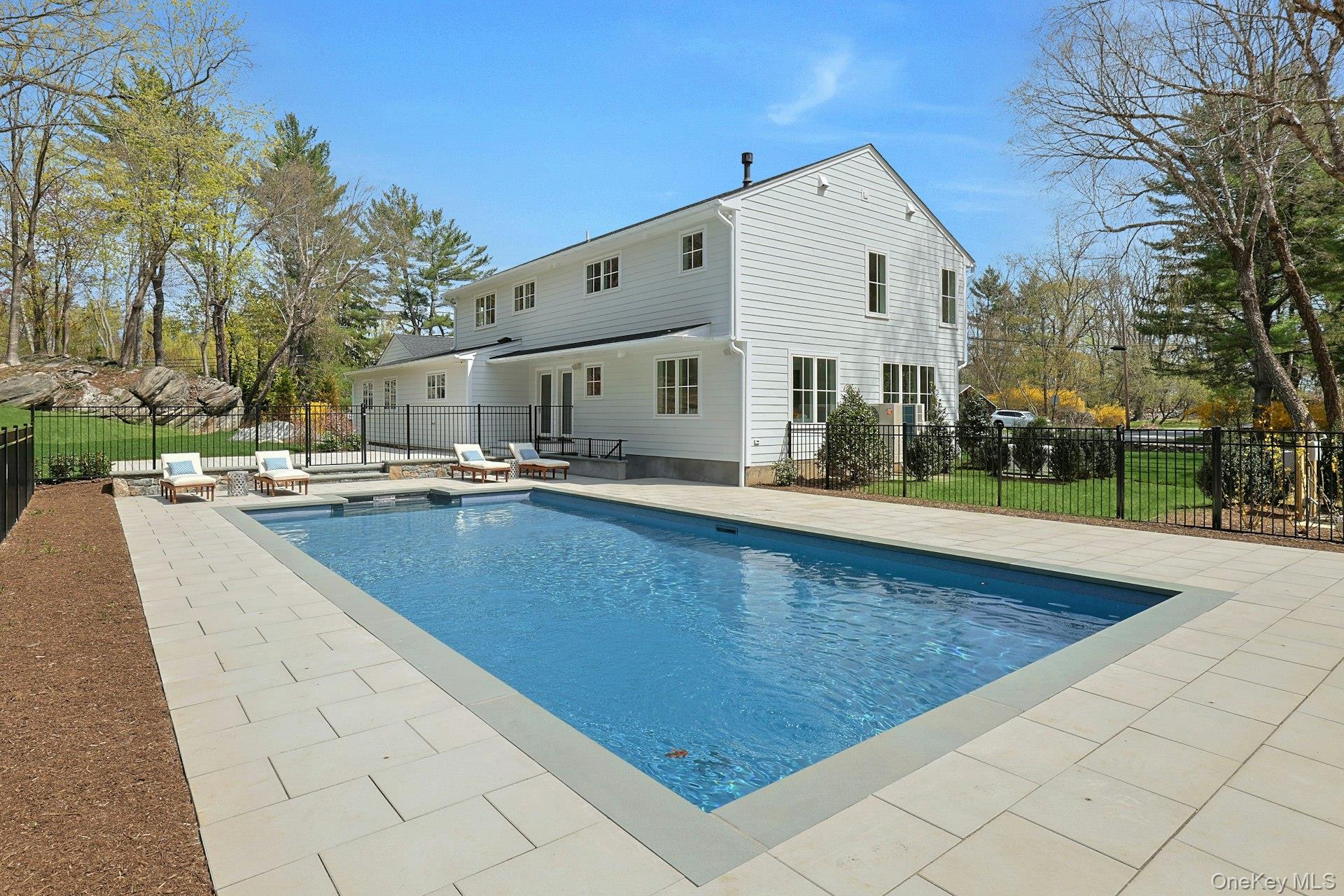 #5 photo, 1 Devoe Road, Armonk , NY 10504