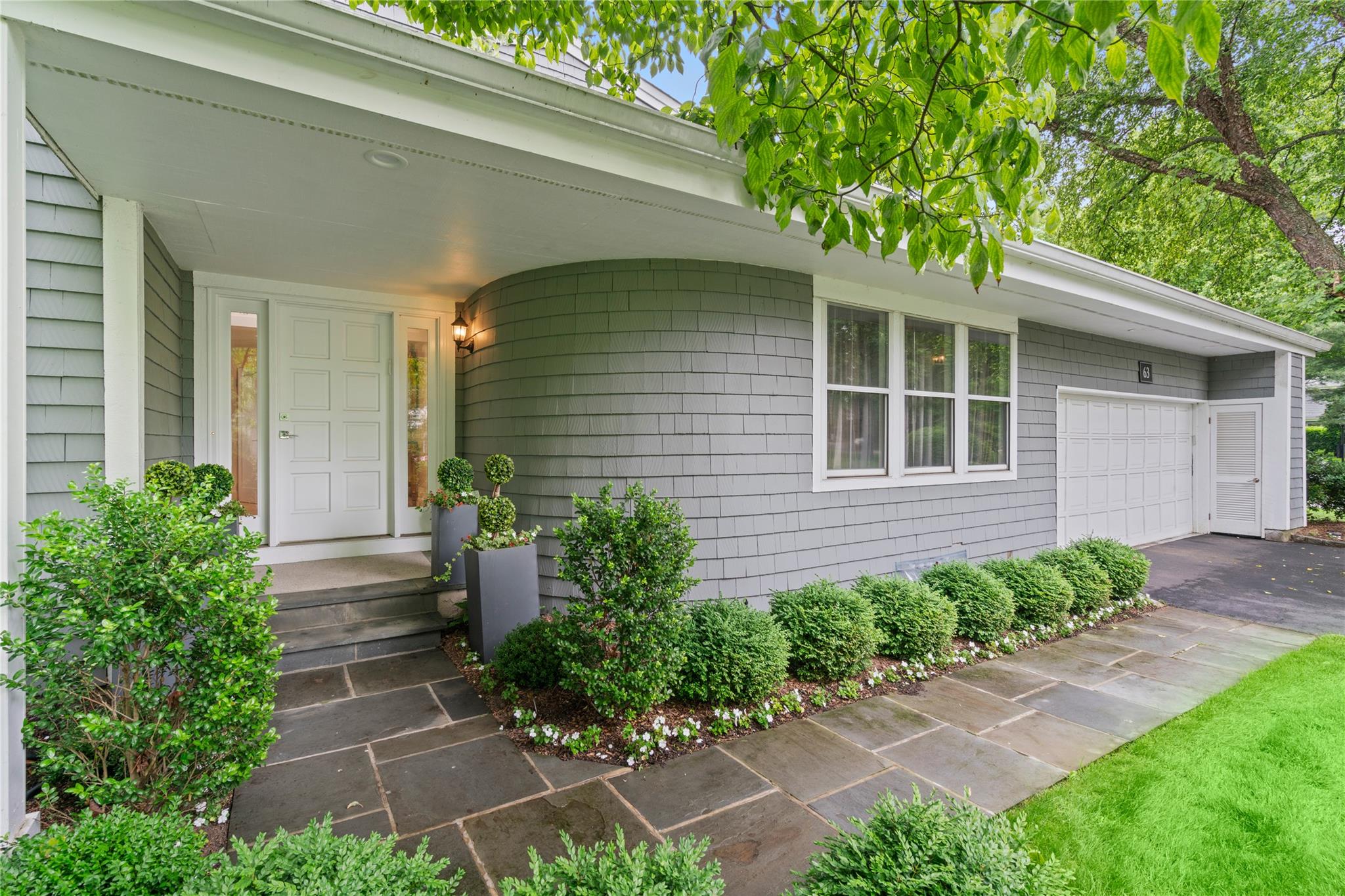 #4 photo, 63 Sutton Place, ナッソー郡 Manhasset , NY 11030