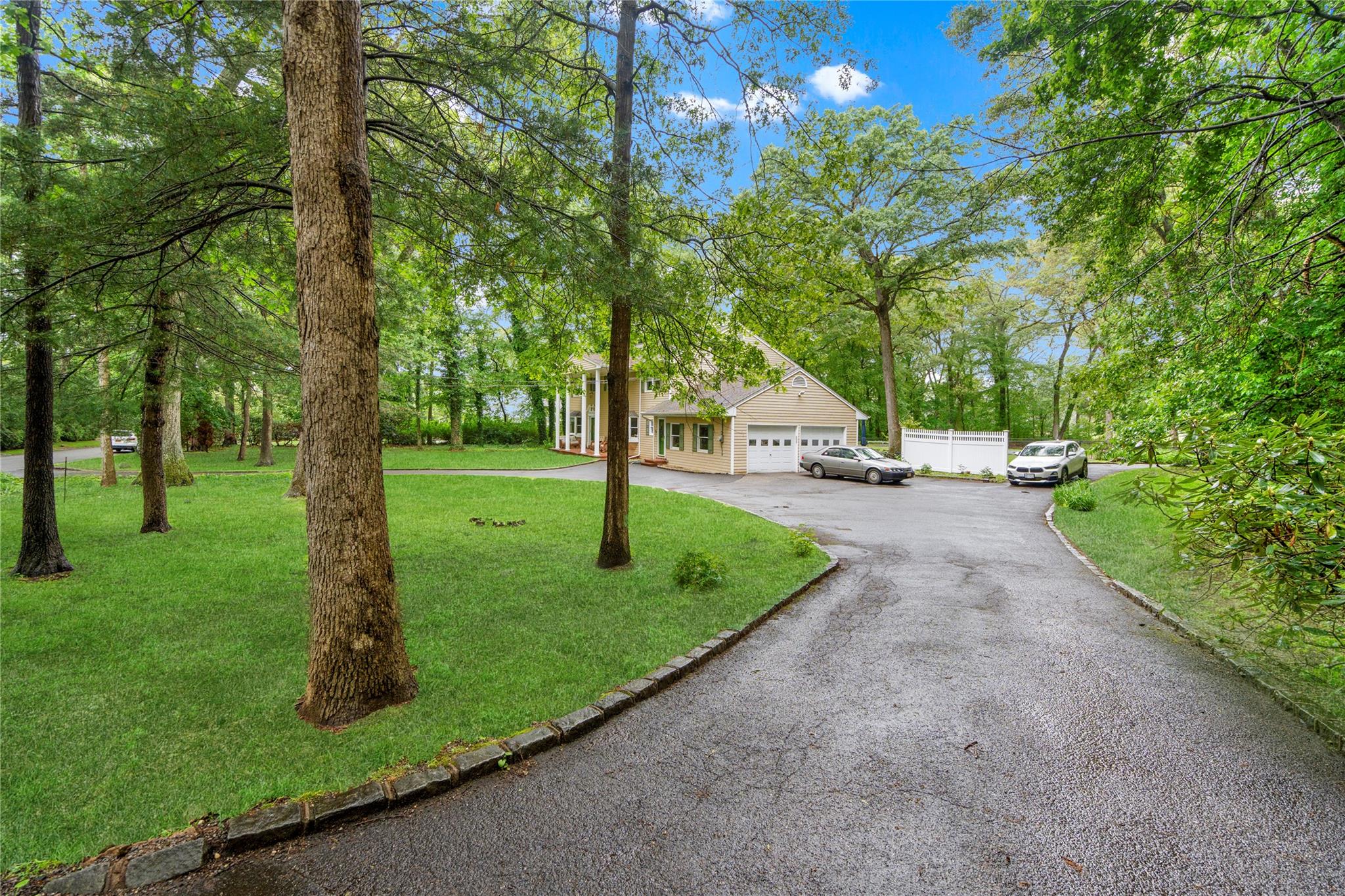 #3 photo, 5 Linda Court, ナッソー郡 Oyster Bay , NY 11771